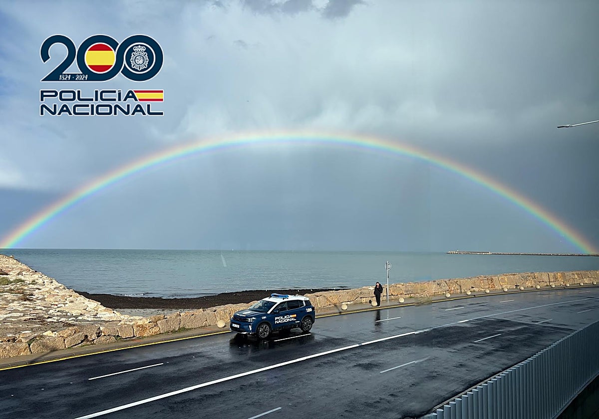 Imagen de archivo de un coche patrulla de la Policía Nacional en Denia, Alicante
