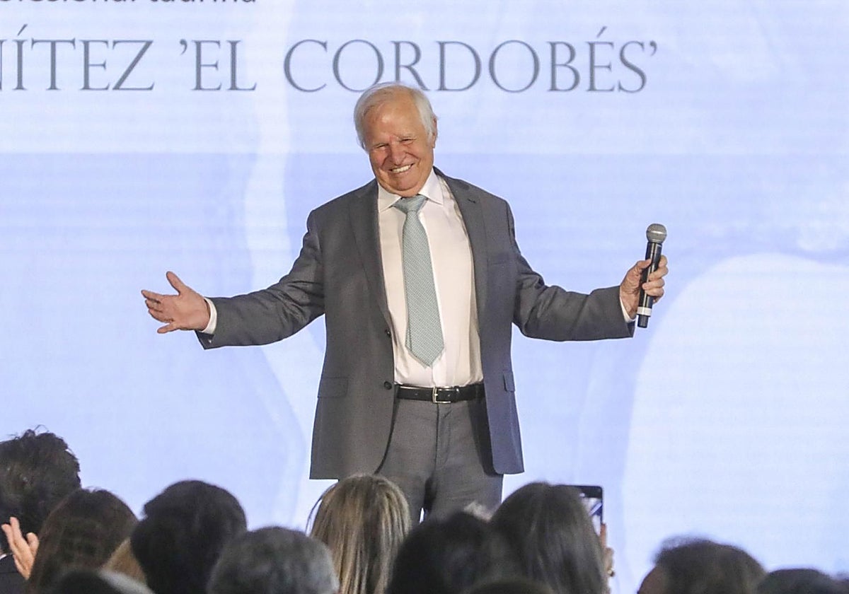 Una de las últimas imágenes de El Cordobés en los Premios Andalucía de Tauromaquia 2025