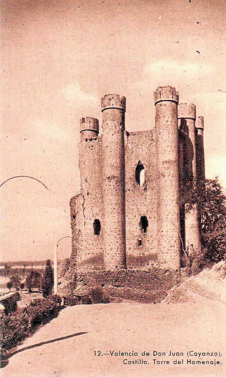 Castillo de Valencia de Don Juan (antigua postal)