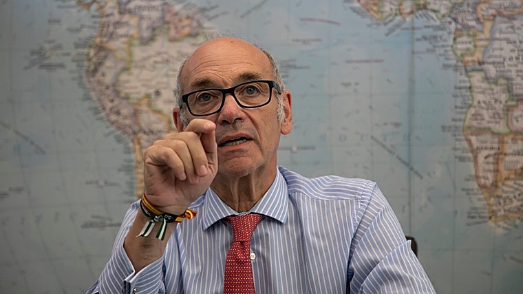 García de Viguera durante la entrevista con ABC