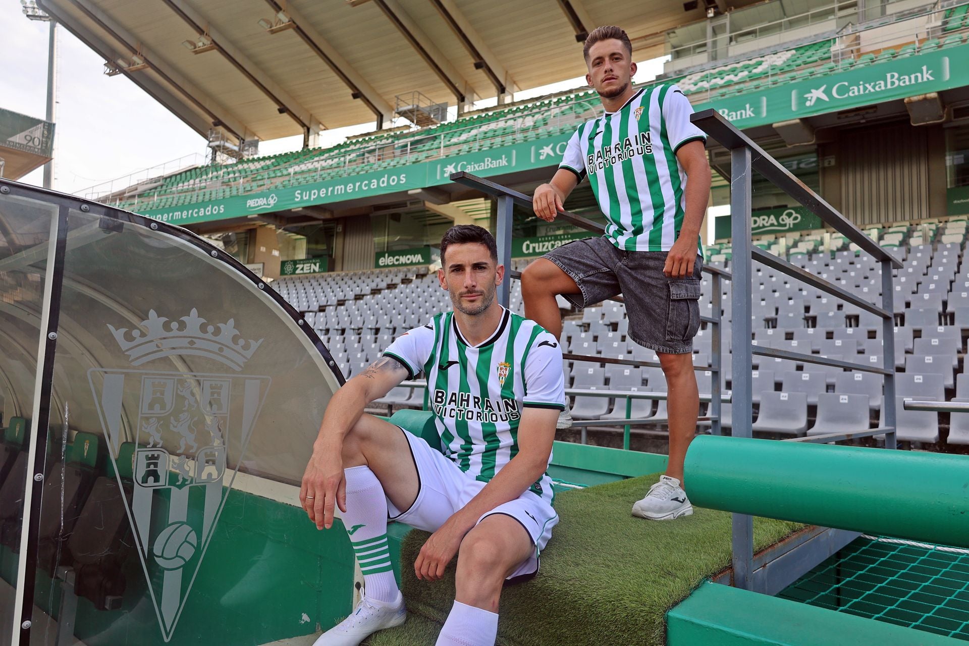 La nueva camiseta oficial del Córdoba CF para la temporada 2025-2026, en imágenes