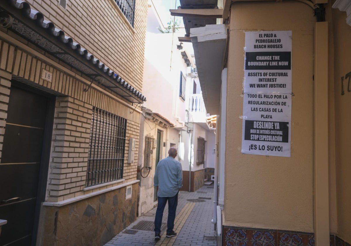 Callejuelas entre las viviendas que se pide regularizar