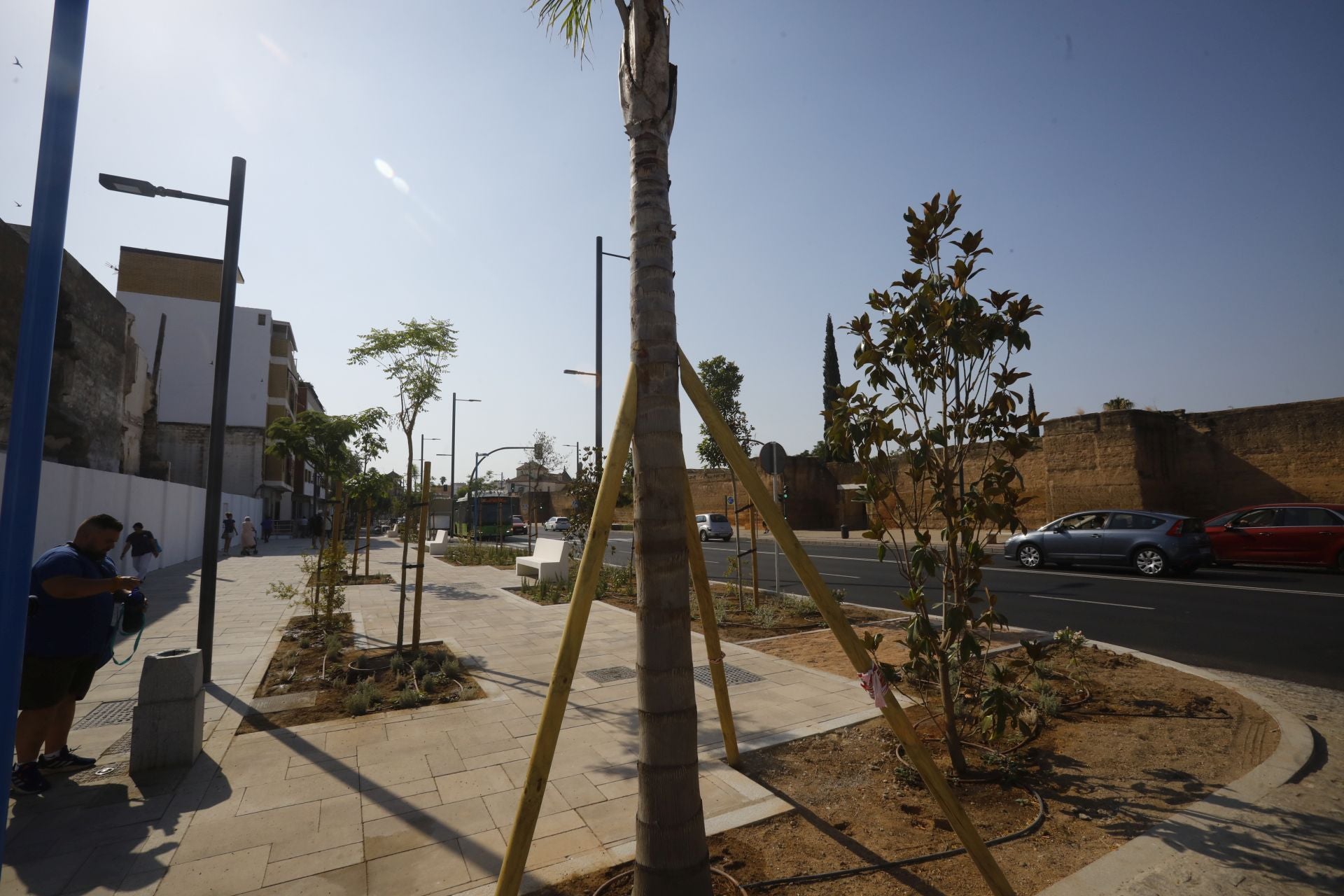 Así ha quedado la nueva Ronda de Marrubial tras las obras, en imágenes