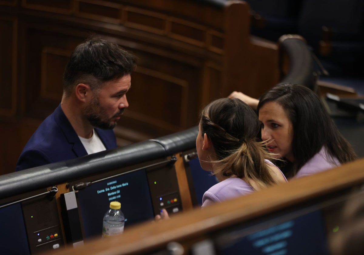 Rufián, con Montero y Belarra cuando todavía eran ministras