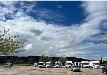 El aparcamiento de las autocaravanas de Toledo tendrá que esperar a septiembre