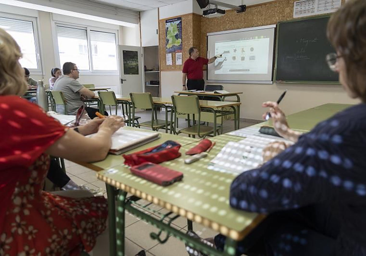 Las escuelas oficiales de idiomas de Castilla-La Mancha han perdido más de un 40% de alumnos en los últimos diez años