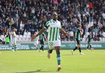 Todos va detrás de Diarra, el Córdoba CF no se suelta de la pugna