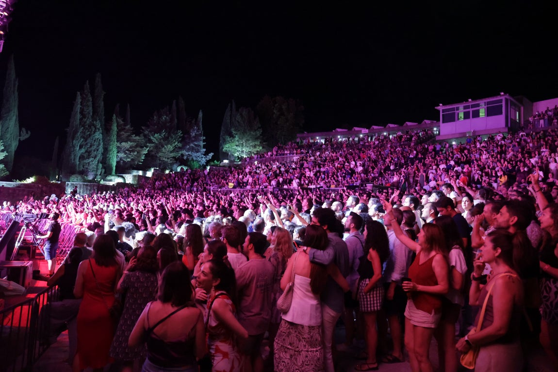 Las mejores imágenes del concierto de Viva Suecia en el Festival de la Guitarra de Córdoba