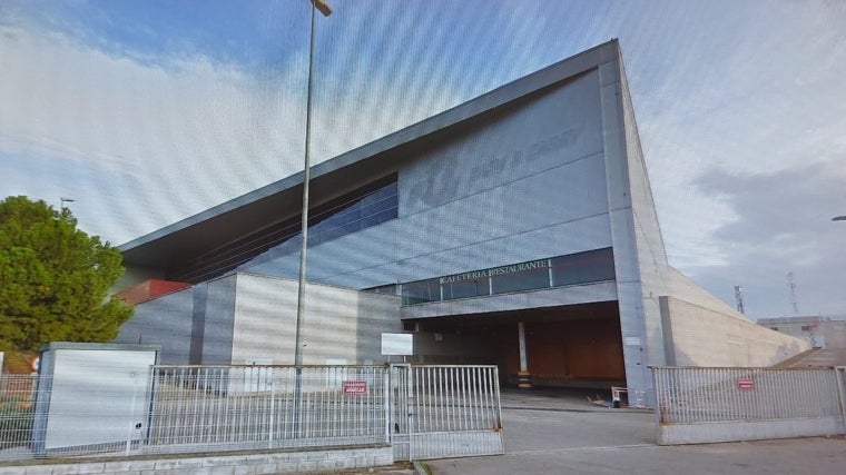Planta alquilada por Indra en Las Quemadas donde antes había un cash & carry