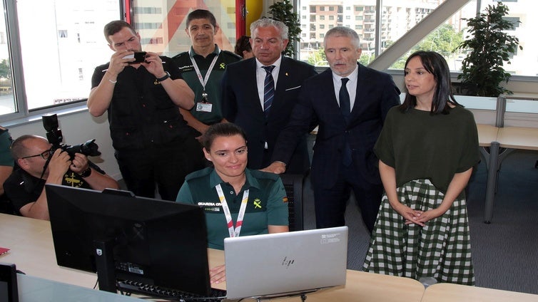 La Guardia Civil pone en marcha la denuncia telemática para siete delitos como hurtos o cargos fraudulentos en la tarjeta