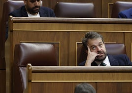 El PSOE comunica al andaluz Juanfran Serrano, el número 2 de Santos Cerdán, que no seguirá en la Ejecutiva