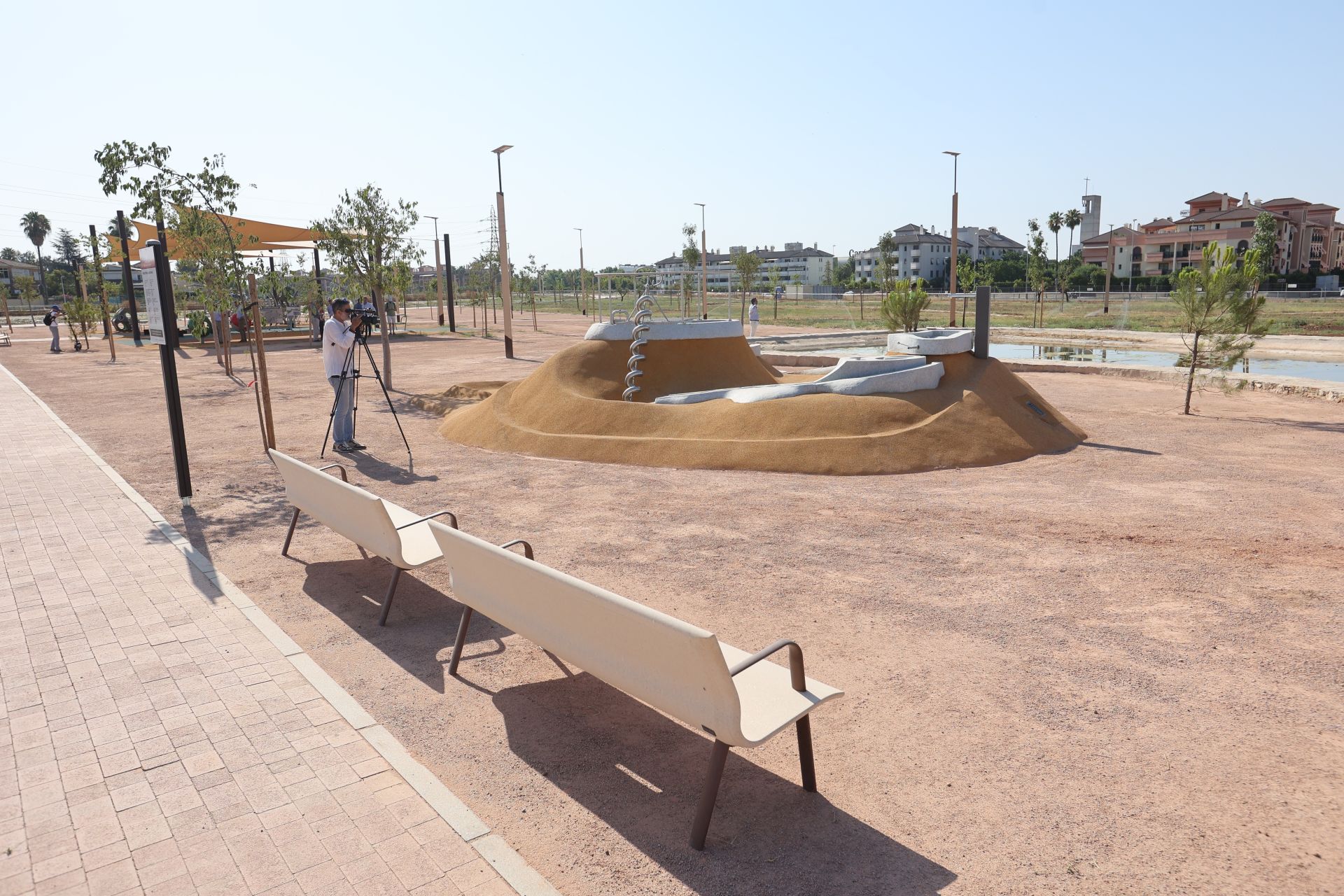 Así ha quedado el nuevo parque del Canal de Córdoba, en imágenes