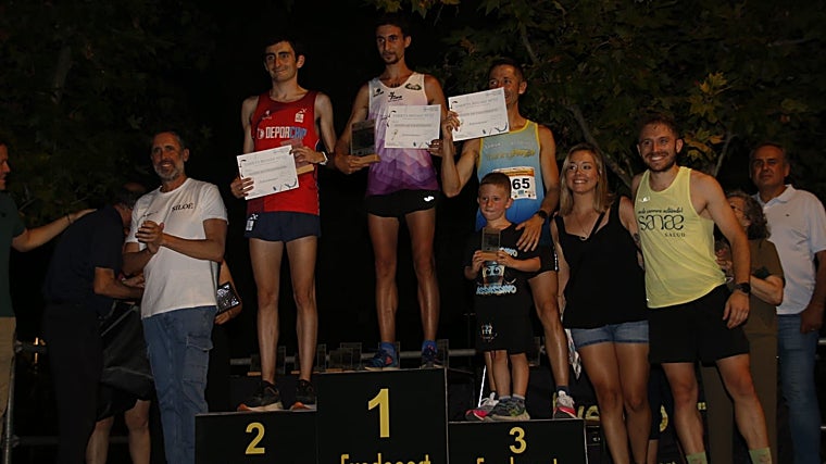 Podio masculino con Villa, Cid y Molina