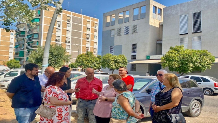 El PSOE denuncia la falta de Urgencias en Levante y la falta de pediatra en el centro de Poniente