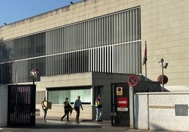 Vuelven a registrar la sede de la Policía Local de Granada en busca de pruebas de los amaños de oposiciones