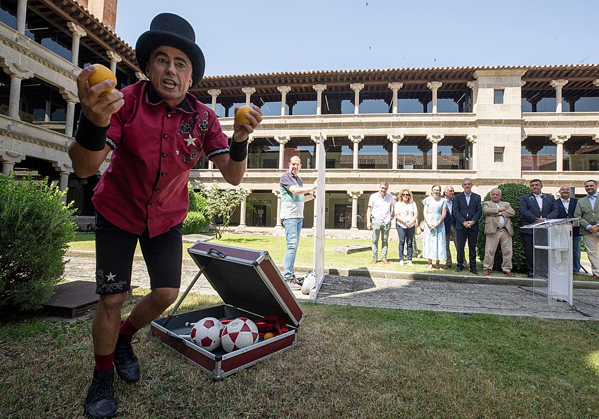 Presentación del Festival Internacional de Circo de Castilla y León en Ávila