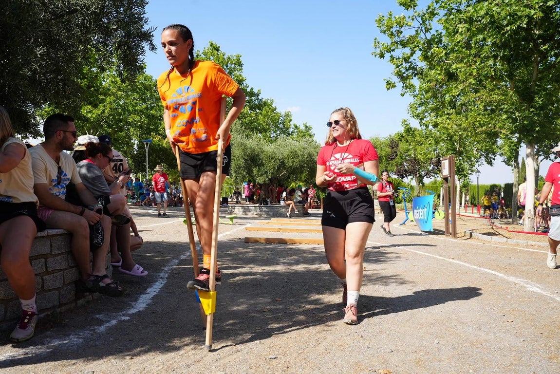 Las Olimpiadas Rurales reviven en Añora el juego más tradicional, en imágenes