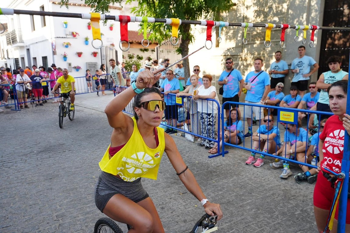 Las Olimpiadas Rurales reviven en Añora el juego más tradicional, en imágenes