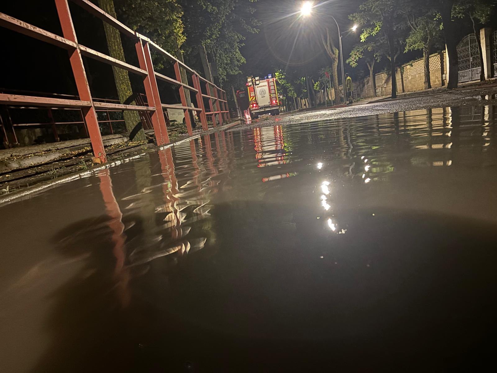 Los Bomberos de la Diputación de Valladolid intervienen en Peñafiel