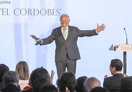 Manuel Benítez 'El Cordobés', ganador del III Premio Gran Capitán de ABC