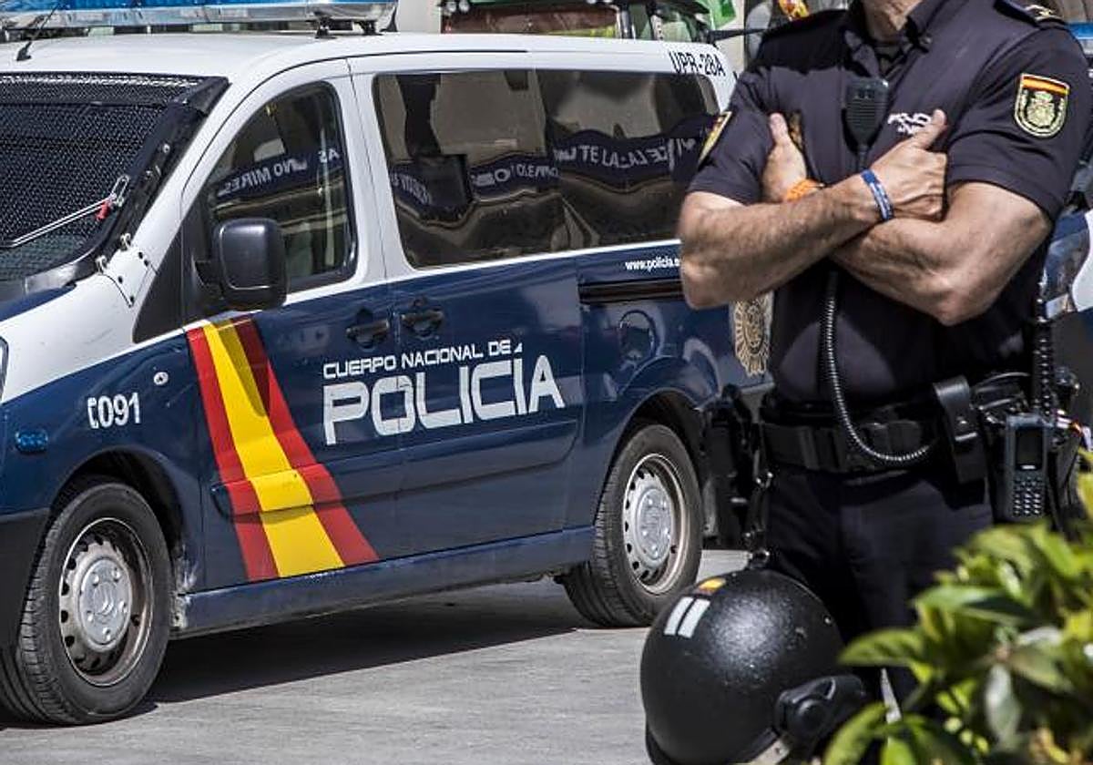 Agentes del cuerpo Nacional de Policía