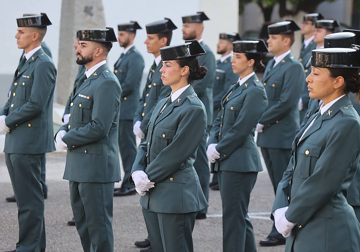 La incorporación de agentes en prácticas a la Guardia Civil de Córdoba, en imágenes
