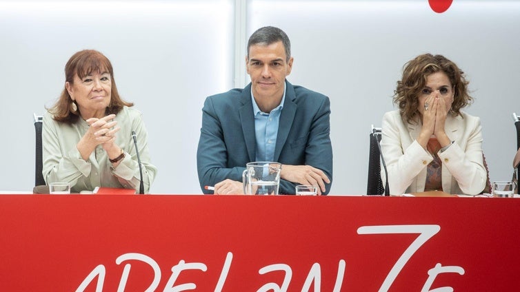 Sánchez guarda sus cartas ante un Pleno decisivo para sus aliados