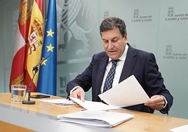 La Junta destinará más de 170 millones para contar con diez helicópteros de transporte aéreo sanitario urgente