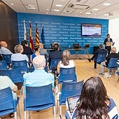 Toni Pérez: «El Puerto de Alicante es clave para mejorar la competitividad y la estrategia de futuro del calzado»