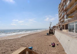 Cierran tres playas  en Valencia y dos en Alicante por contaminación fecal
