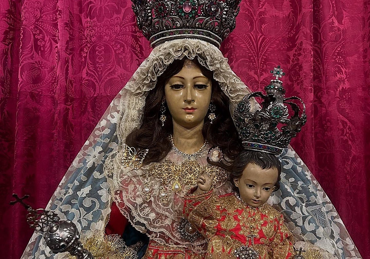 Nuestra Señora del Socorro, antes de su retirada del culto, en enero de 2025