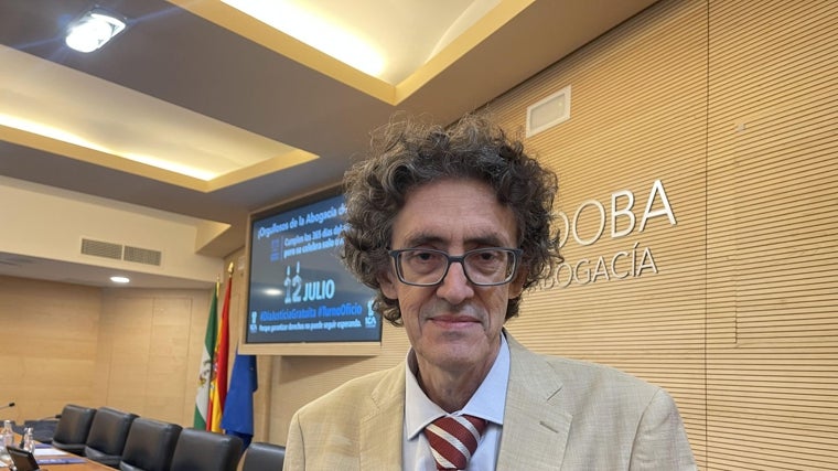 Antonio Jesús Serrano, homenajeado por sus 25 años adscrito al servicio de Justicia Gratuita en Córdoba