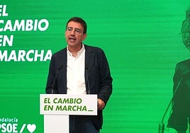 El PSOE andaluz pasa de la bronca en el Pleno a los insultos a Moreno