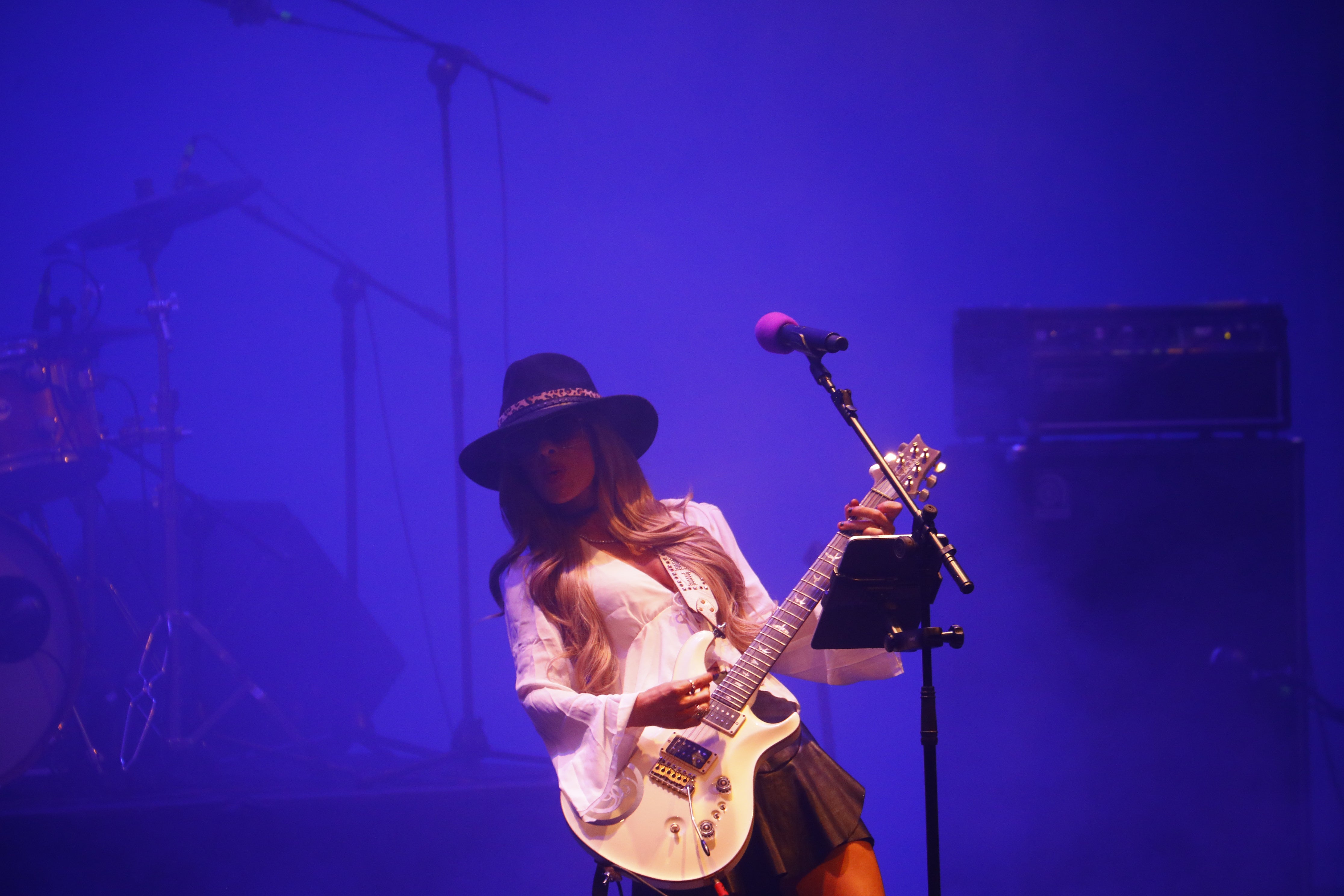 Las mejores imágenes del concierto de Orianthi, la diva australiana del blues y el rock en Córdoba