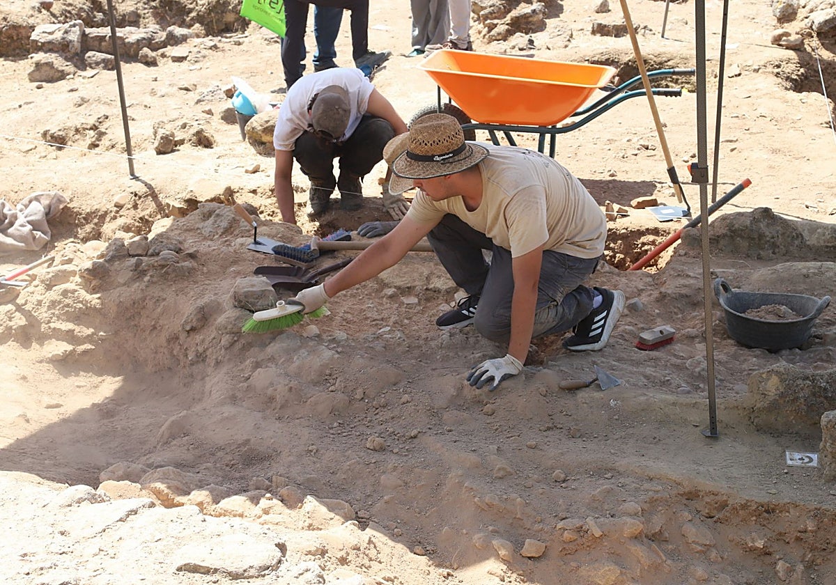 Los arqueólogos trabajan en Cercadilla
