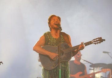 Pura magia en el espectacular concierto de Manuel Carrasco en Córdoba
