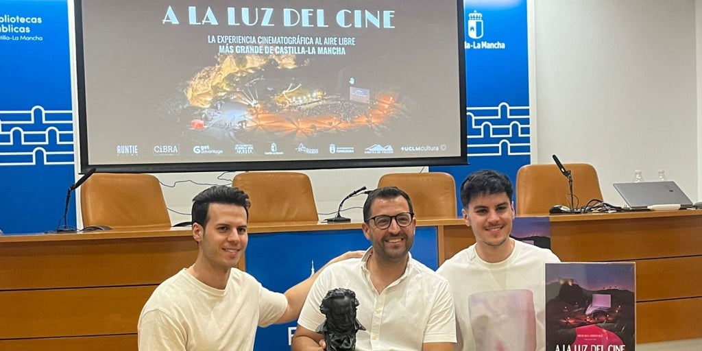 Consuegra se viste de gala para acoger la segunda edición de  A la luz del cine , iniciativa de los  Hermanos Valle 