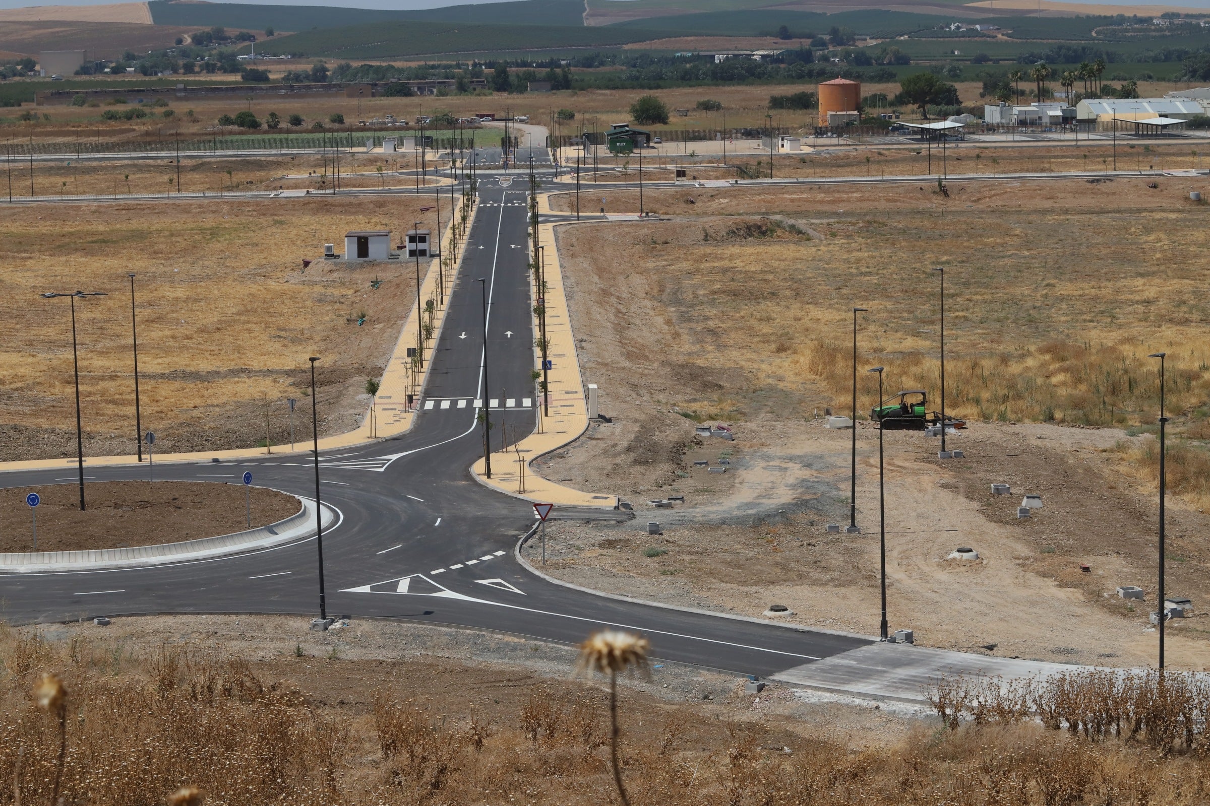 Las imágenes de la entrega de la urbanización de la Base Logística del Ejército en Córdoba