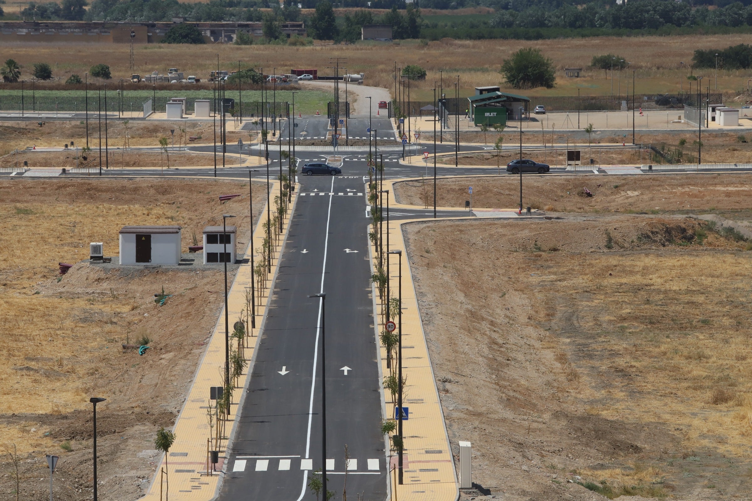 Las imágenes de la entrega de la urbanización de la Base Logística del Ejército en Córdoba