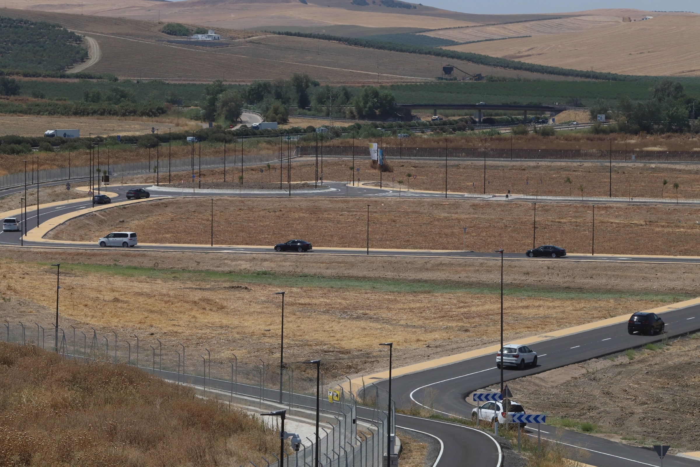 Las imágenes de la entrega de la urbanización de la Base Logística del Ejército en Córdoba
