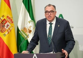 El consejero de Turismo de Andalucía se queda atrapado sin aire acondicionado en un tren Madrid-Sevilla