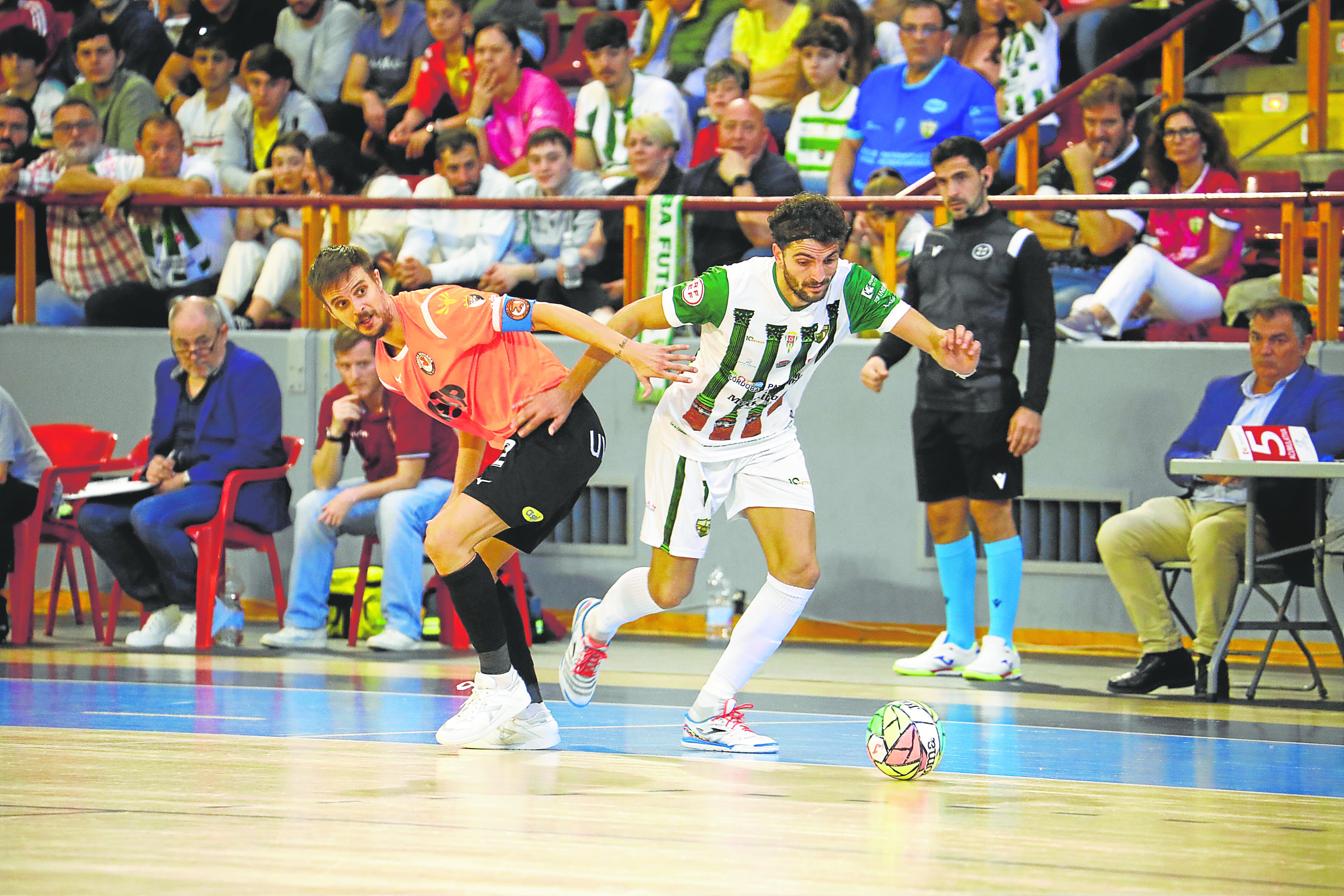 Zequi vuelve al Córdoba Patrimonio de la Humanidad que da por cerrada la plantilla