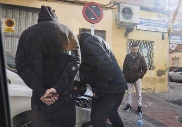 La Policía investiga 60 narcopisos y plantaciones en Puente de Vallecas