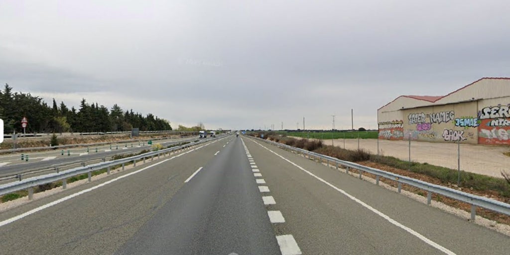 Reabierto al tráfico uno de los dos carriles de la A-2 sentido Zaragoza tras la salida de vía de un camión a la altura de Gajanejos (Guadalajara)