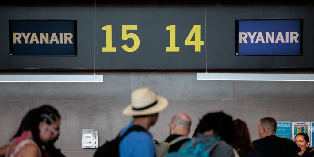 El destino más barato para viajar en avión desde Valencia en agosto por menos de 20 euros