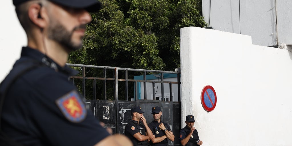 Vox: «Si apoyar a ls vecinos que sufren las consecuencias de la inmigración legal es delito, que nos detengan»