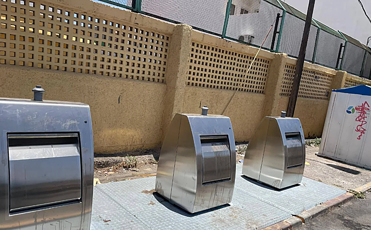 Imagen principal - Así fue el rescate de Patuco de un contenedor soterrado donde fue arrojado vivo