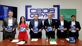 Eurocaja Rural refuerza su compromiso con el tejido empresarial y patrocina el 'Informe Socioeconómico 2024'