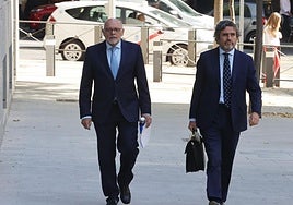 El director general de Carreteras imputado confirma que el PSOE le pidió «el impuesto»