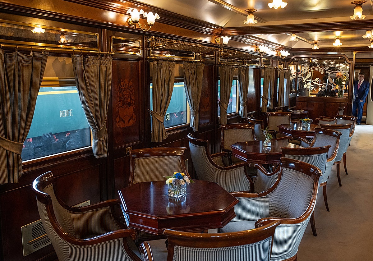 Uno de los vagones del tren Al -Andalus